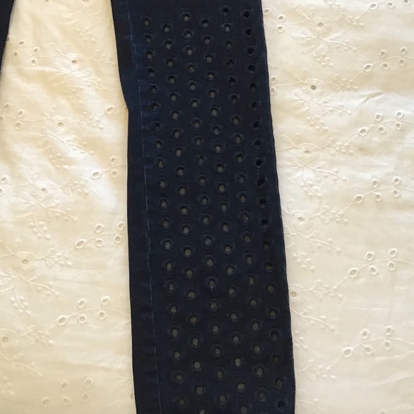 Joseph Ribkoff Jeans with eyelet bottom.  -1 - Picture 11 of 11